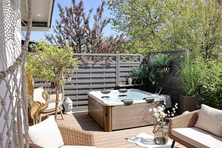 Ferienwohnung für 2 Personen, mit Terrasse und Ausblick sowie Pool, kinderfreundlich - 1