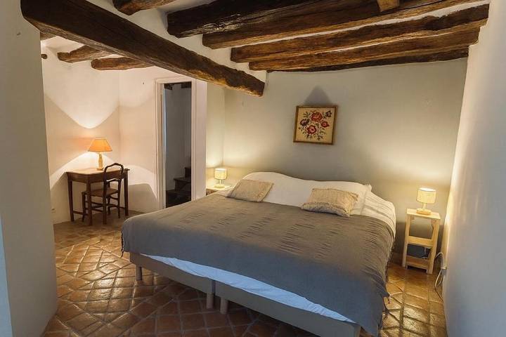 Location de vacances pour 45 personnes, avec terrasse et vue ainsi que piscine et sauna, animaux acceptés à Saint-Privé - 2