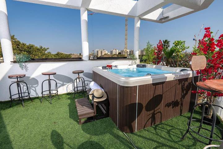 Ferienwohnung für 2 Personen, mit Whirlpool und Balkon - 1