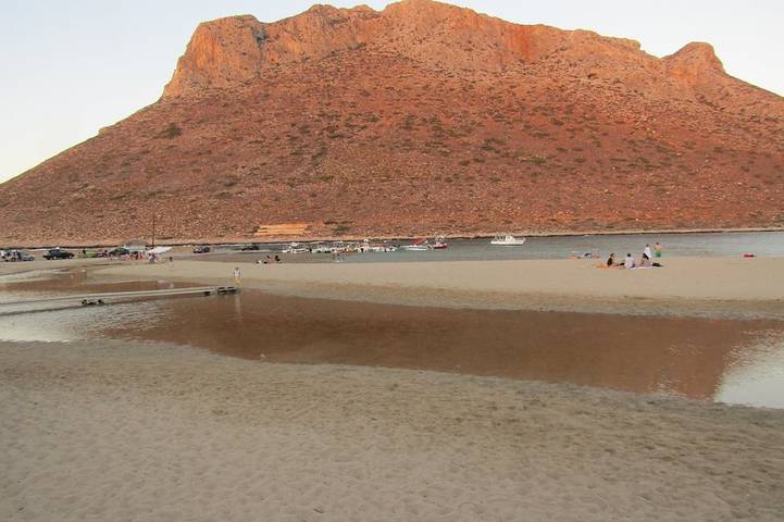 Ferienhaus für 8 Personen, mit Balkon und Garten