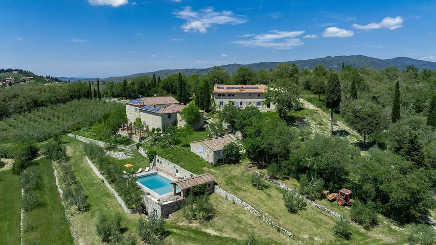 Location de vacances pour 8 personnes, avec jardin et terrasse à Radda in Chianti - 4