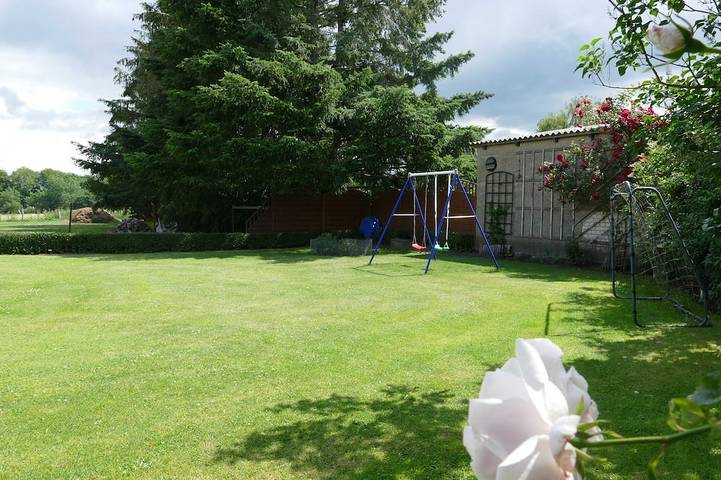 Ferienwohnung für 3 Personen, mit Garten