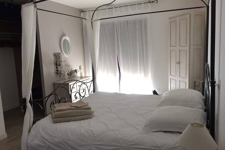 Location de vacances pour 6 personnes, avec jacuzzi et jardin, animaux acceptés à Montarnaud - 3