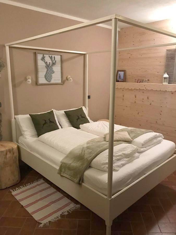 Cottage pour 2 personnes, avec jardin et sauna ainsi que jacuzzi et piscine à Riolunato