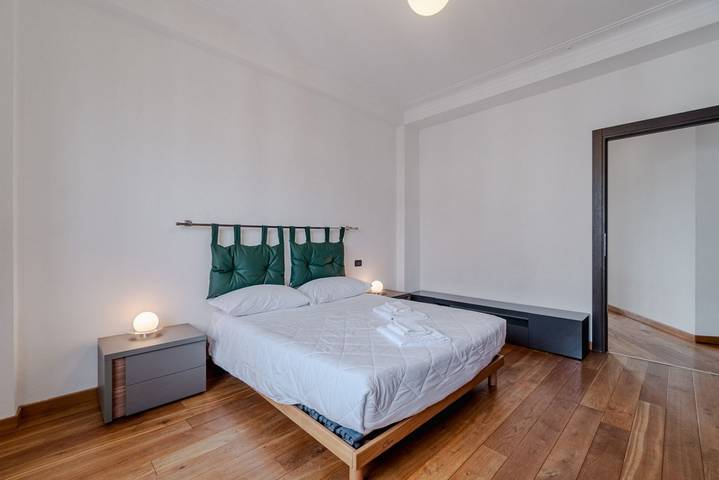 Appartamento intero, GuestHost - Modern Bright Flat in Turin in Torino, Provincia di Torino