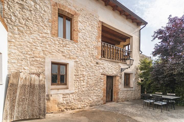Casa rural para 14 personas, con Balcón y Jardín en Provincia de Valladolid