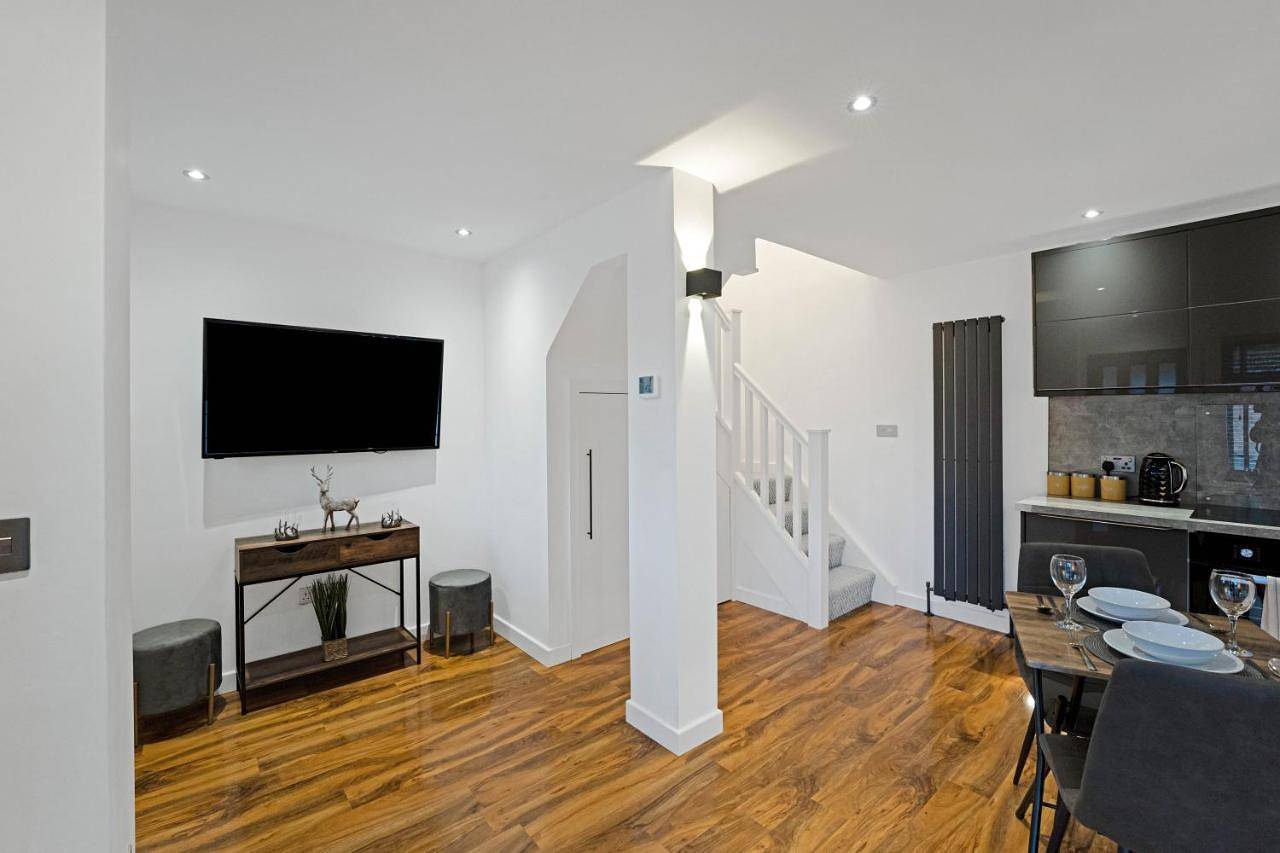 One-Bedroom House in Dunfermline, Fife region