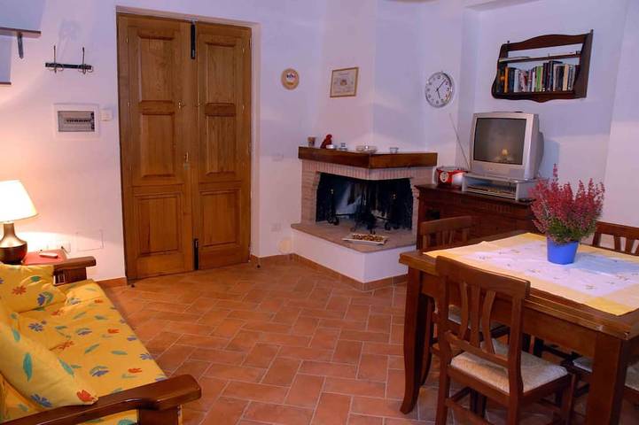 Location de vacances pour 4 personnes, avec piscine ainsi que jardin et jacuzzi, animaux acceptés à Pitigliano - 4