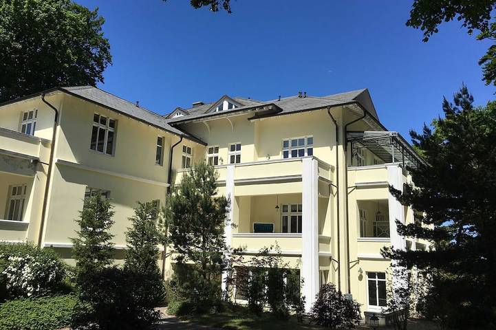 Ferienhaus für 2 Personen, mit Pool und Terrasse in Heringsdorf