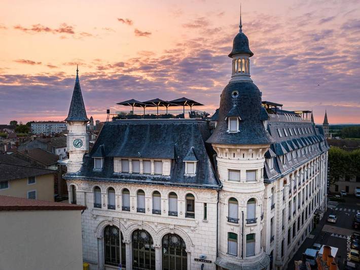 Hotel für 2 Personen, mit Terrasse und Whirlpool sowie Pool und Sauna
