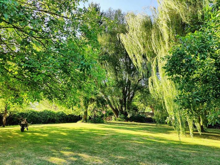 Location de vacances pour 2 personnes, avec vue ainsi que piscine et jardin à Annepont - 4