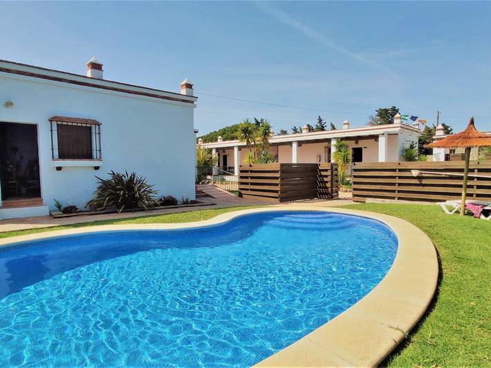 Apartamento rural para 4 personas, con piscina y jardín, Familias con niños en Conil de la Frontera