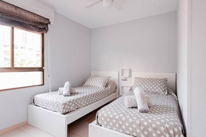 Apartamento entero, 2 Bed apartment near the beach in Playa Carrer La Mar, Campello