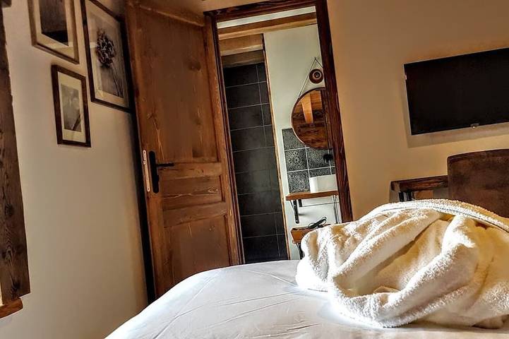 Gîte pour 12 personnes, avec sauna et jardin, animaux acceptés à Cleurie - 4