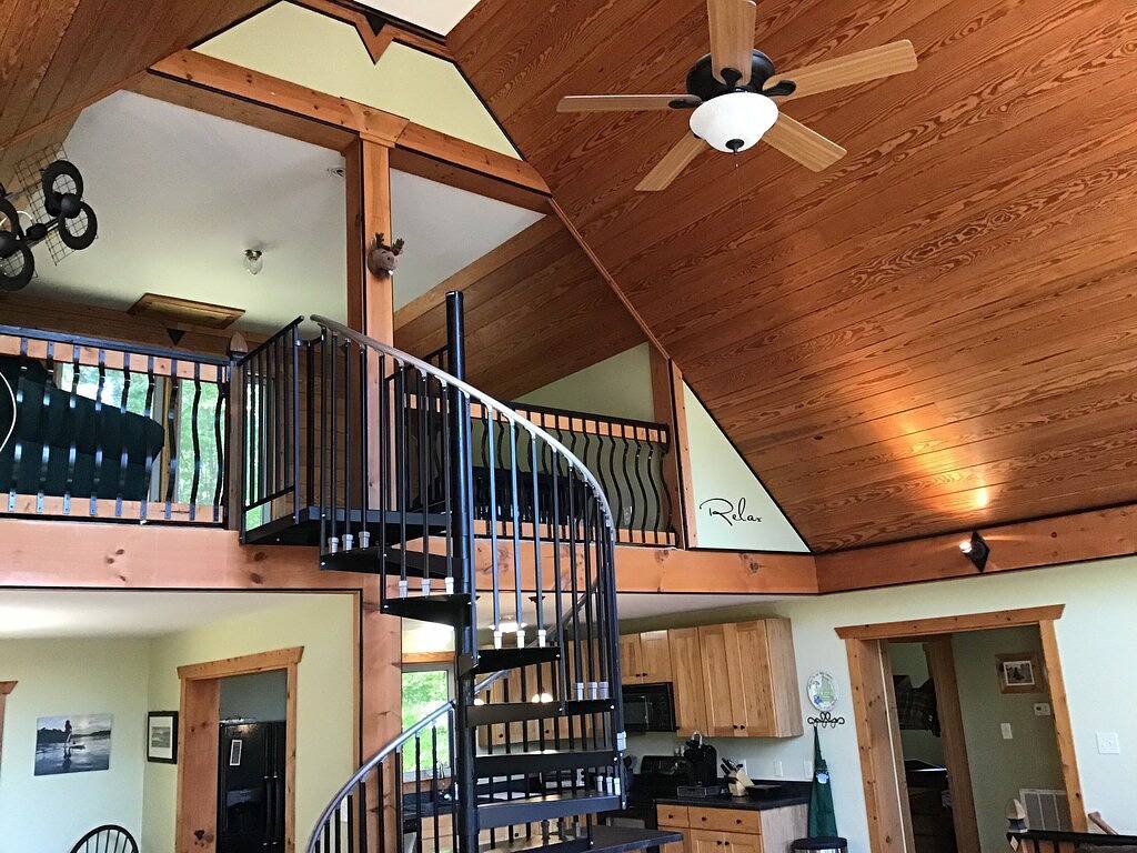 Enjoy lake life Free kayak and canoes. Relax at this family friendly lake house. in Lake Anna