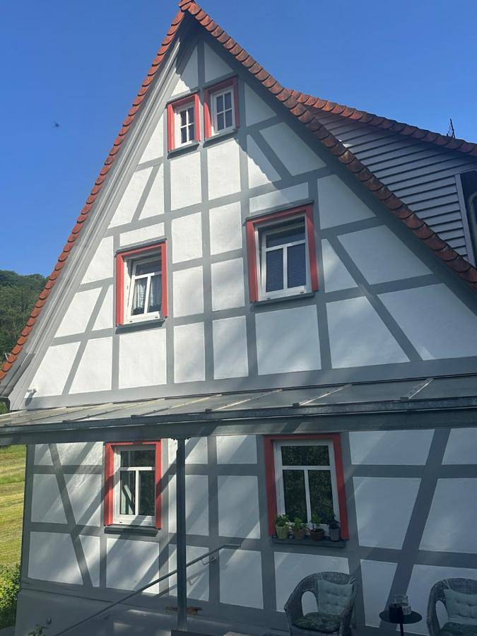 Ferienwohnung für 5 Personen, mit Terrasse und Garten sowie Ausblick in Fürth (Odenwald)