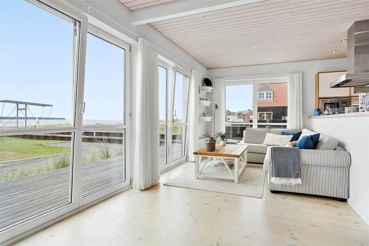 Ferienhaus für 6 Personen, mit Terrasse und Whirlpool in Juelsminde - 4