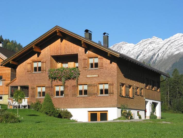 Appartement de vacances pour 5 personnes, avec vue et jardin