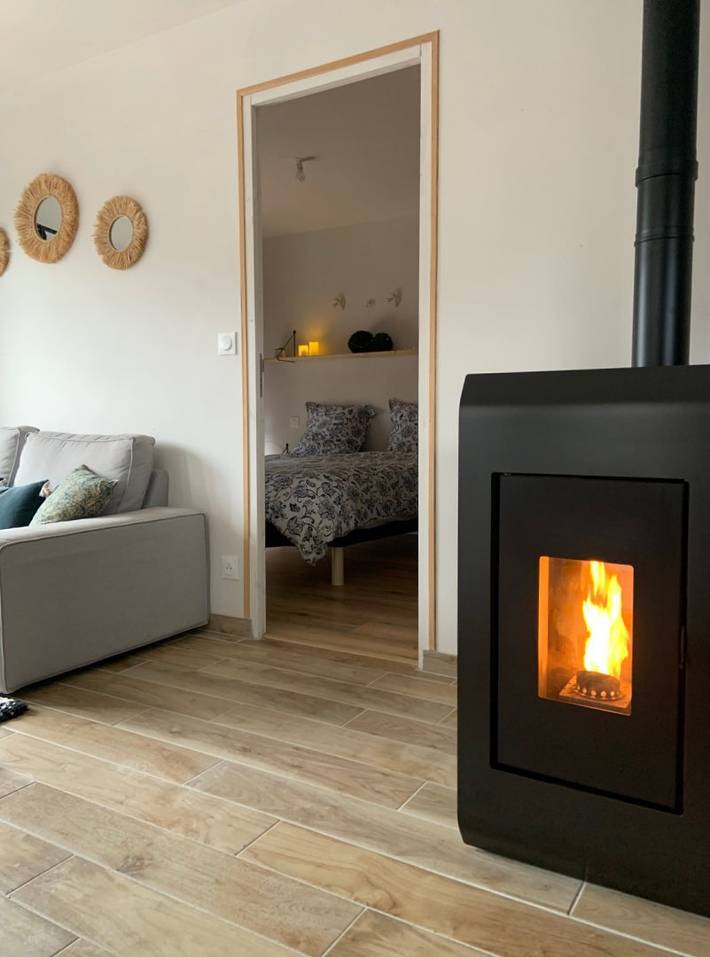 Gîte pour 4 personnes, avec terrasse ainsi que jardin et jacuzzi - 1