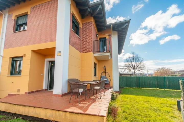 Casa de vacaciones para 7 personas, con Terraza en Comillas