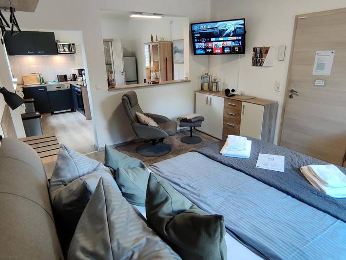 Gîte pour 2 personnes, avec jardin et sauna, adapté aux familles à Tanne