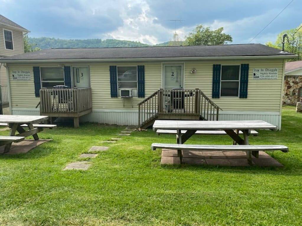 Stay In Ohiopyle near The Falls & Gap trail. in Ohiopyle, Pennsylvania