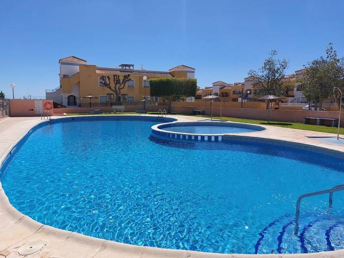 Ferienwohnung für 5 Personen, mit Pool und Ausblick sowie Terrasse - 1