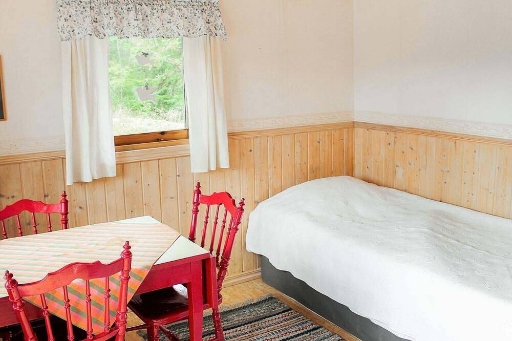 6 Personen Ferienhaus in Trollhättan in Trollhättan, Västergötland