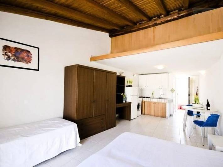 Apartamento entero, 3 estancias 4 Personas in Schisò, Giardini-Naxos