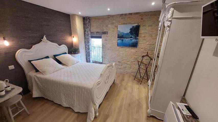 Hôtel pour 2 personnes, avec terrasse à Bruniquel - 2