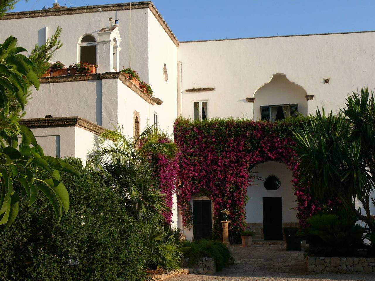 Villa 'Riggia - Dependance Stalla' with Shared Pool, Private Terrace, and Air Conditioning in Nardò, Nardò (municipality)