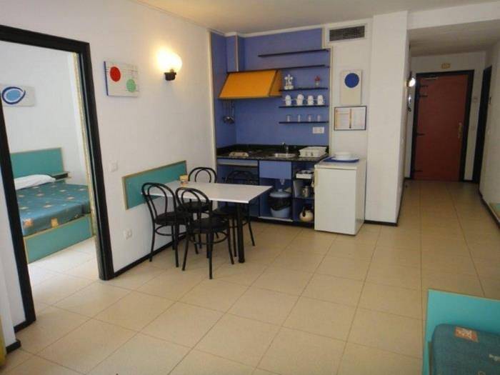 Entire vacation apartment, Apartaments a tocar de la platja. Ref.Lloret Sun-24 in Central Lloret de Mar, Lloret de Mar