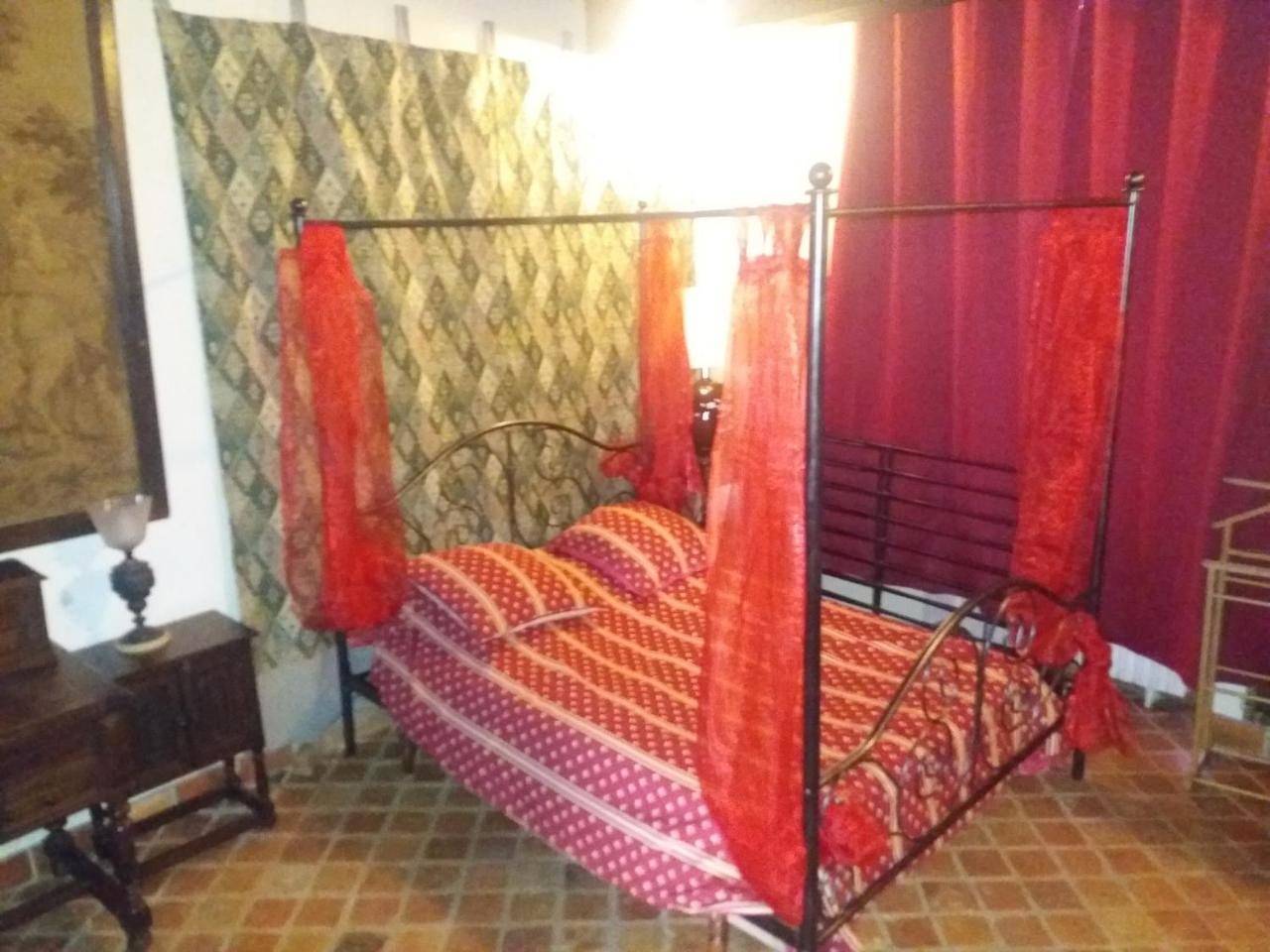Double Room in Figeac, Lot