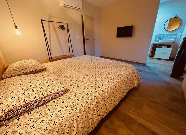 Gîte pour 4 personnes, avec jardin ainsi que terrasse et piscine à Montolieu - 3