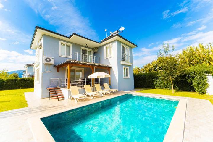 Chalet para 8 personas, con terraza y jardín - 1
