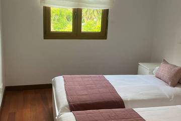 Gîte pour 4 personnes, avec balcon et jacuzzi dans Novales
