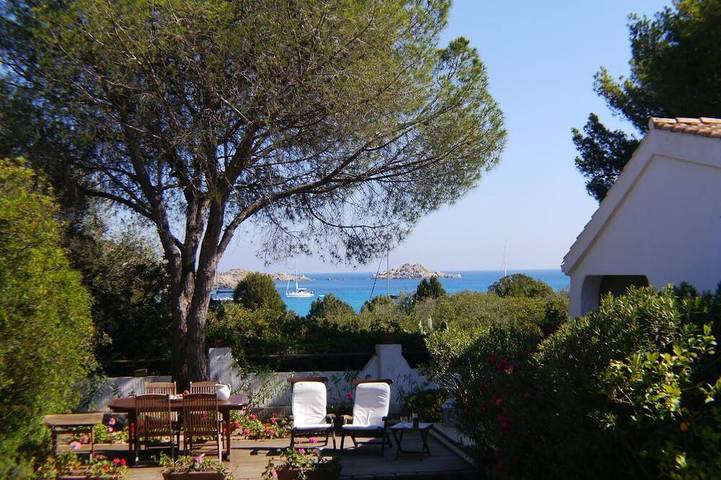 Villa for 4 people, with garden and terrace - 1