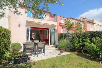 Bungalow pour 4 Personnes dans Port Grimaud, Grimaud, Photo 1