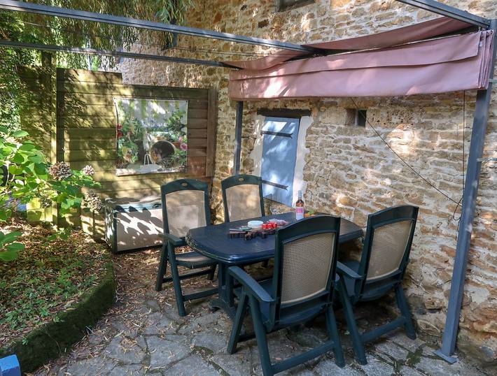 Gîte pour 6 personnes, avec Piscine et Sauna à Sauveterre-la-Lémance - 4