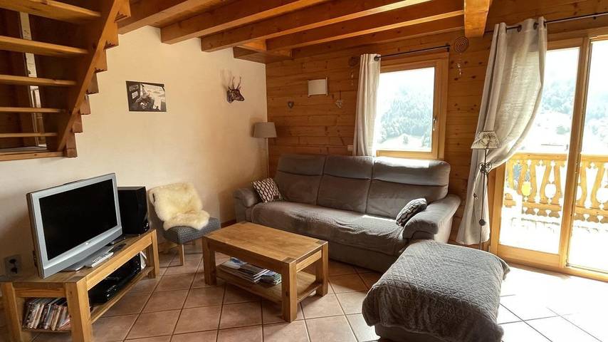 Chalet Les Arolles in Hauteluce, Albertville region