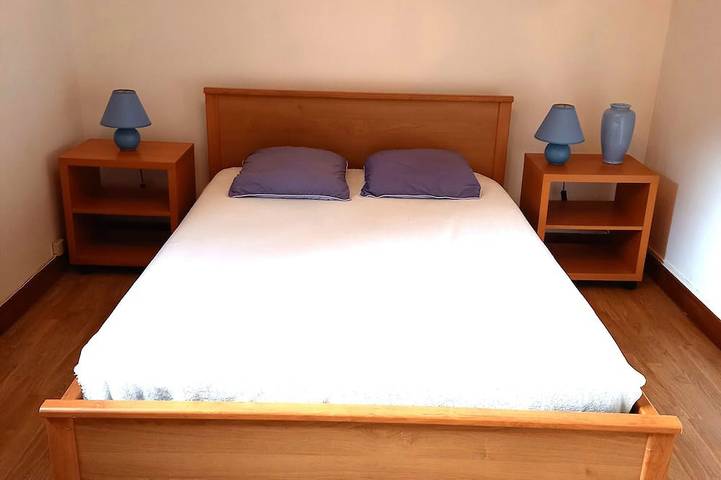 Detached house in Le Parc Du Morvan in Chalaux for 4 people. in Chalaux, Naturpark Morvan