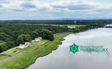 Gîte pour 4 personnes, avec jardin à Orx