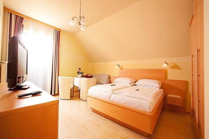 Doppelzimmer Waldahorn 20-22m² - Hotel Mönichwalderhof in Gemeinde Waldbach-Mönichwald, Steirerland