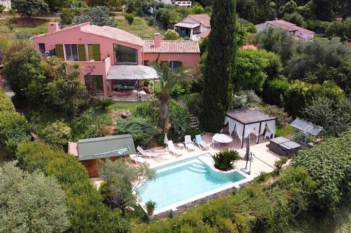 Villa für 10 Personen, mit Garten in Nizza