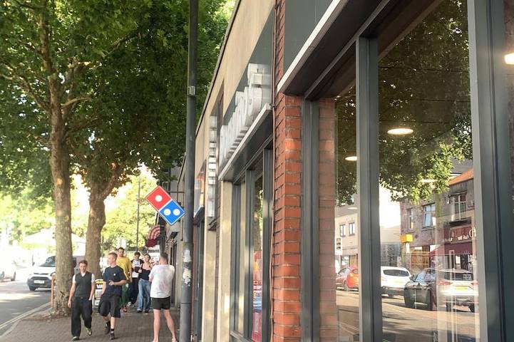 Vacation rental for 2 people, with terrace in Bristol