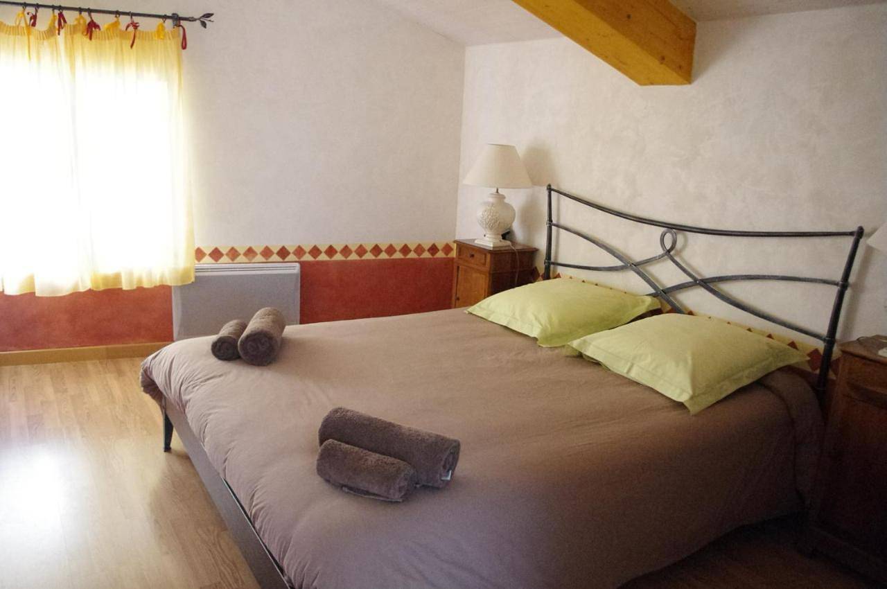 Four-Bedroom House in Redortiers, Région de Forcalquier