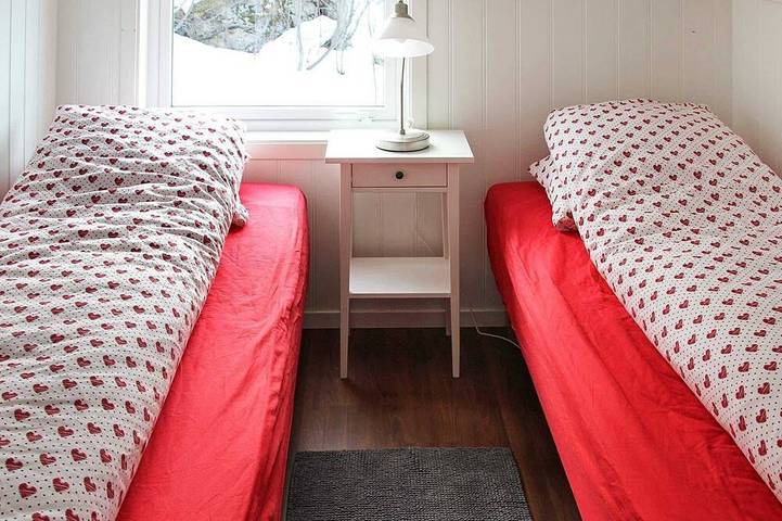 Ferienhaus für 9 Personen, mit Garten und Terrasse sowie Whirlpool, mit Haustier in Lyngen - 2