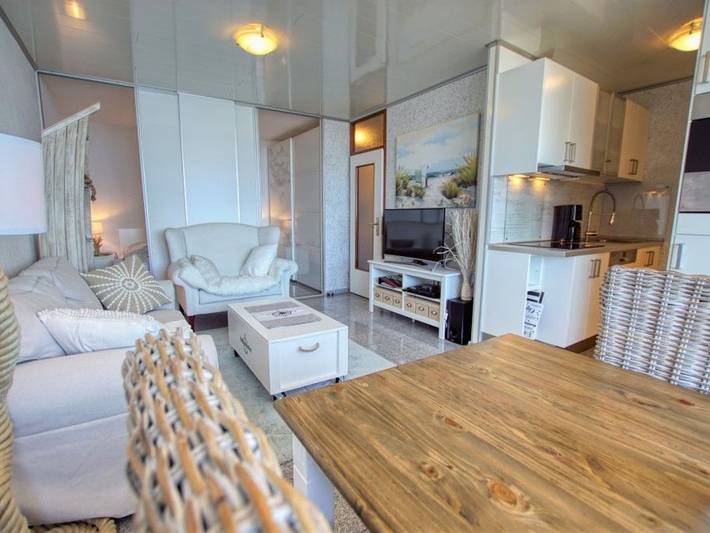 Ferienpark für 3 Personen, mit Pool und Ausblick sowie Balkon und Sauna in Heiligenhafen