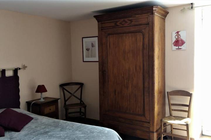 Location de vacances pour 6 personnes, avec jardin et balcon à Chevannes - 3