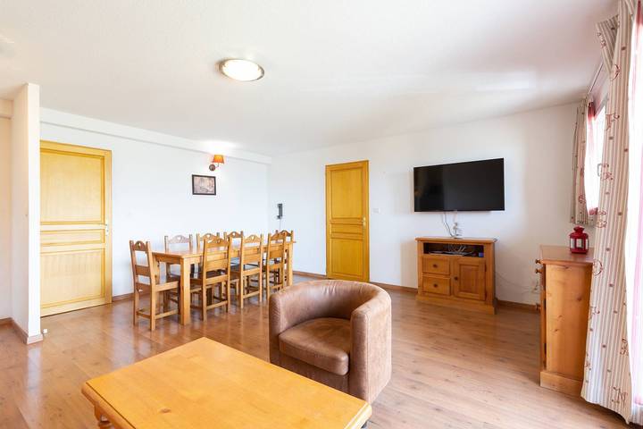 Gîte pour 8 personnes, avec balcon à Germ - 3